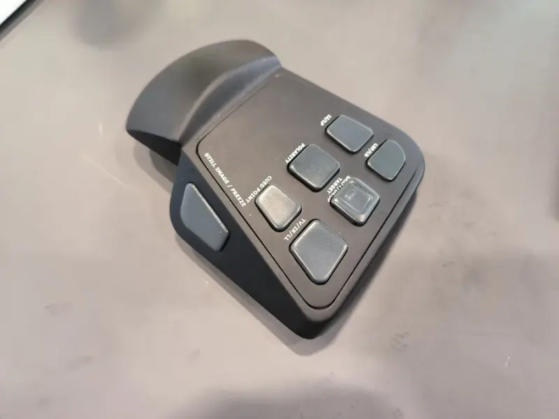 ساخت قطعات پلاستیکی و لاستیکی کالیپتا