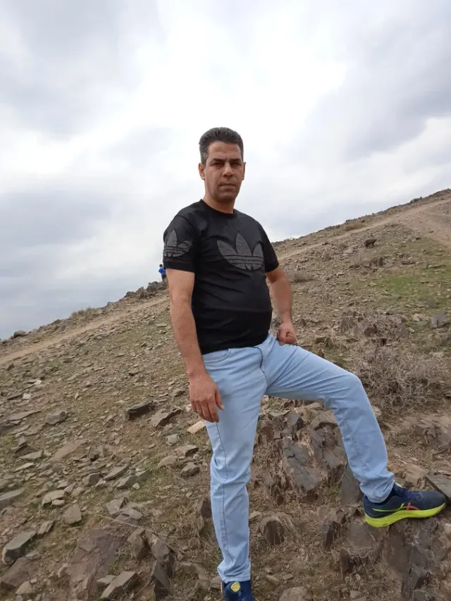 نقاشی ساختمان جواد افروز