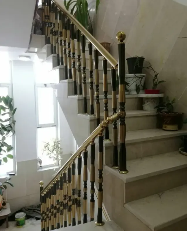 نصب نرده استیل درجه یک (ساموین)