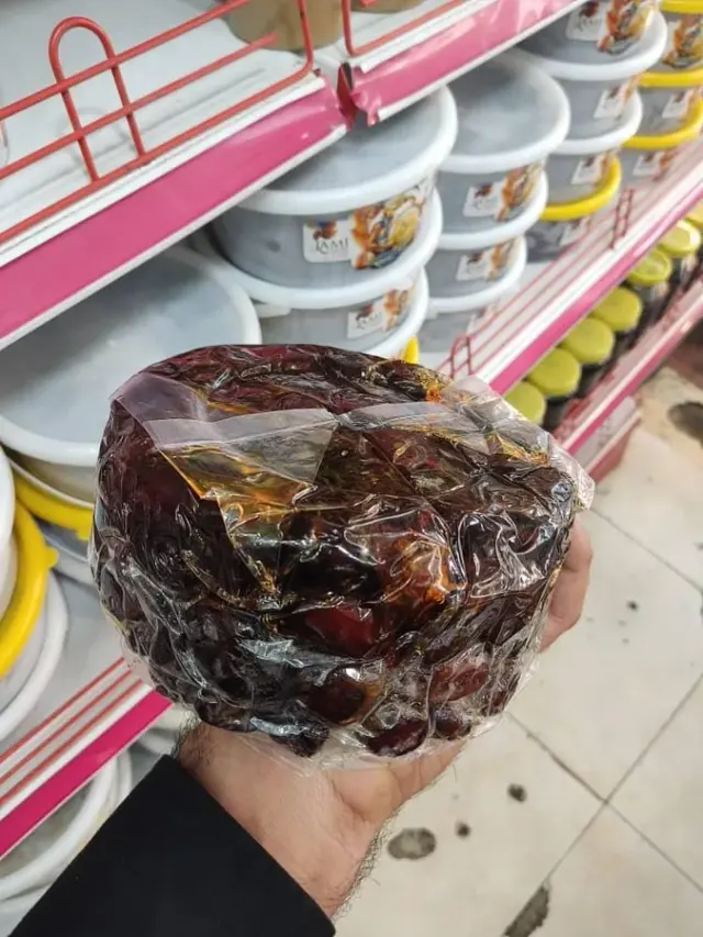 کلبه عسل زند