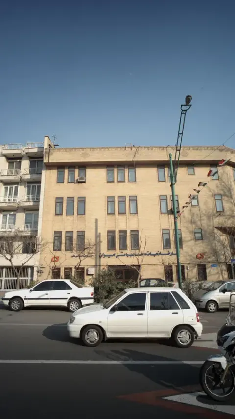 کارخنجات مخابراتی ایران