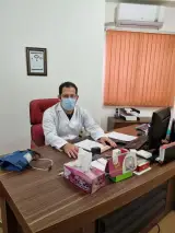 دکتر مهدی صالحی (متخصص قلب و عروق)