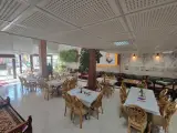 رستوران اعیانی