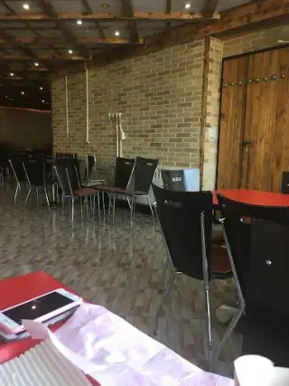 فست فود آپامه