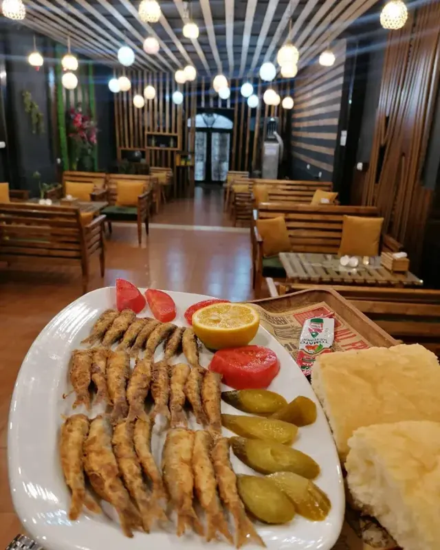 کافه و سفره خانه شارلوت