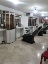 آموزشگاه آرایش شیرین