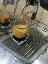 کافه آراد خان