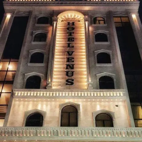 هتل ونوس