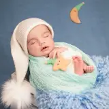آتلیه عکاسی کودک و خانوادگی مهناز