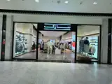 فروشگاه لباس سارک