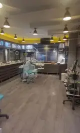 کلینیک دندانپزشکی دکتر مهرداد اسلامی
