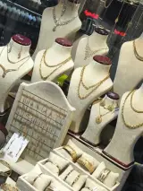 گالری طلا و جواهرات قشقایی
