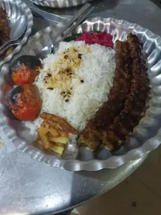 بیرون دلفین