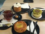 نان و شیرینی تیفانی
