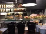 فود کورت سانا سنتر