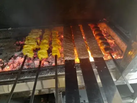 کبابی بناب