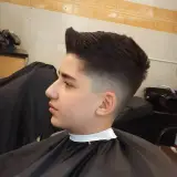 آرایشگاه مردانه گلدن