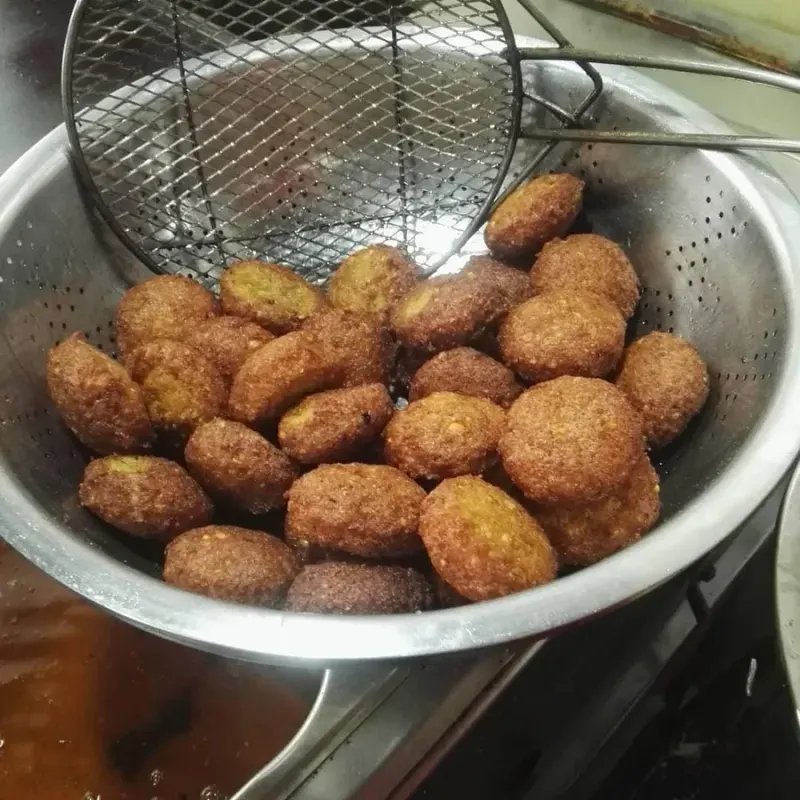 فلافل بیروت علی آقا