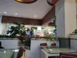 رستوران فست فود ققنوس