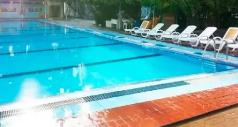 استخر اکباتان (ویژه بانوان)