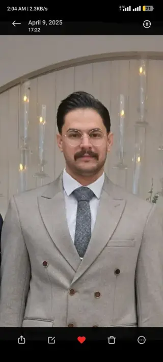 وکیل پژمان قمری