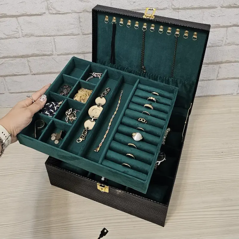 فروشگاه جعبه کادویی باتی باکس
