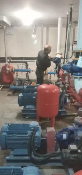 لوله کشی اب نیک پرور