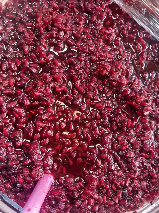 سمنوی سنتی و ترشیجات عمه لیلا