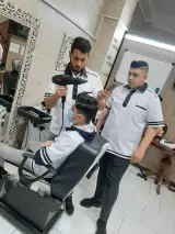 آرایشگاه مردانه و آموزشگاه آرایشگری صمیم مو