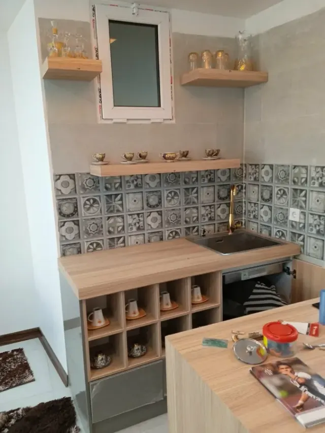 شهناز امین زاد