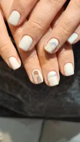 خدمات تخصصی کاشت ناخن نوژان