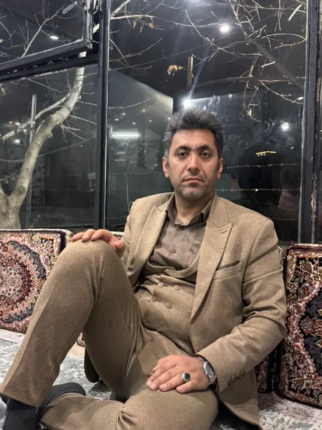 وکیل وفا هزارپیشه