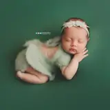 آتلیه تخصصی نوزاد دردونه ها