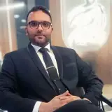 وکیل رضا حمزه پور عالیزمینی