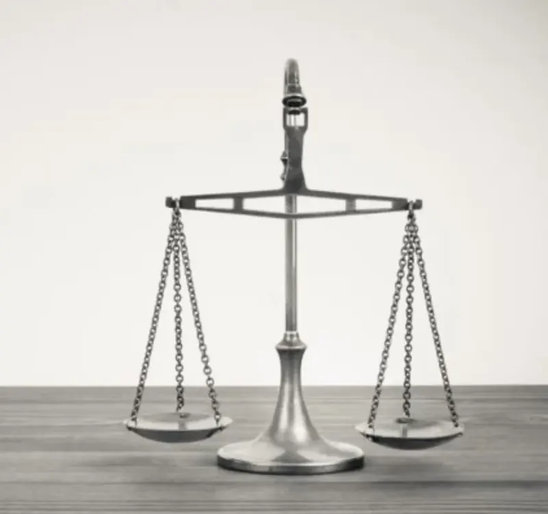 وکیل سارا مفاخری