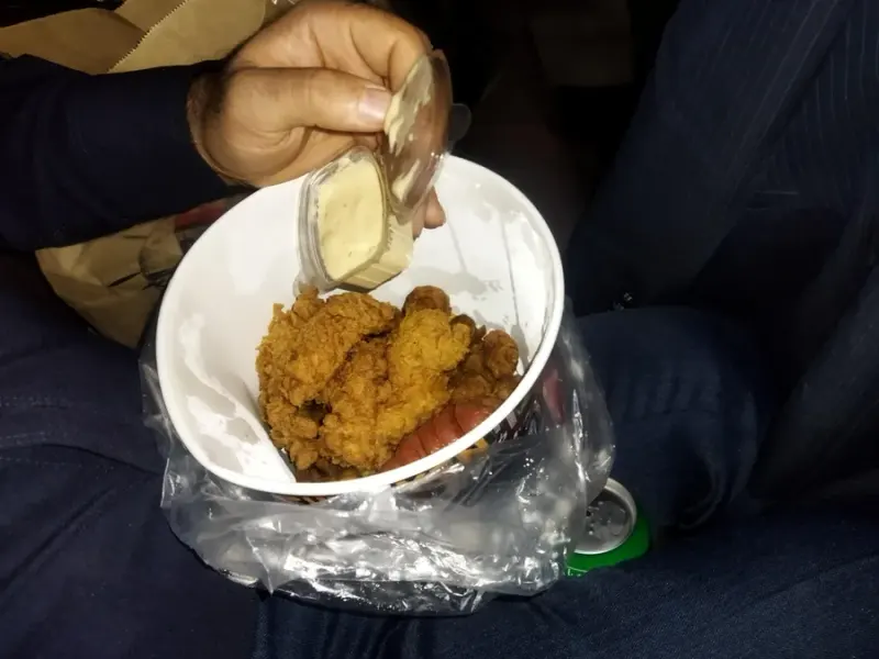 پیتزا یک برگر