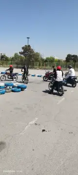 آموزش موتور سواری به بانوان