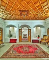 اقامتگاه و رستوران عمارت ضیغمی