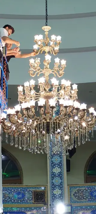 لوسترپانیذ