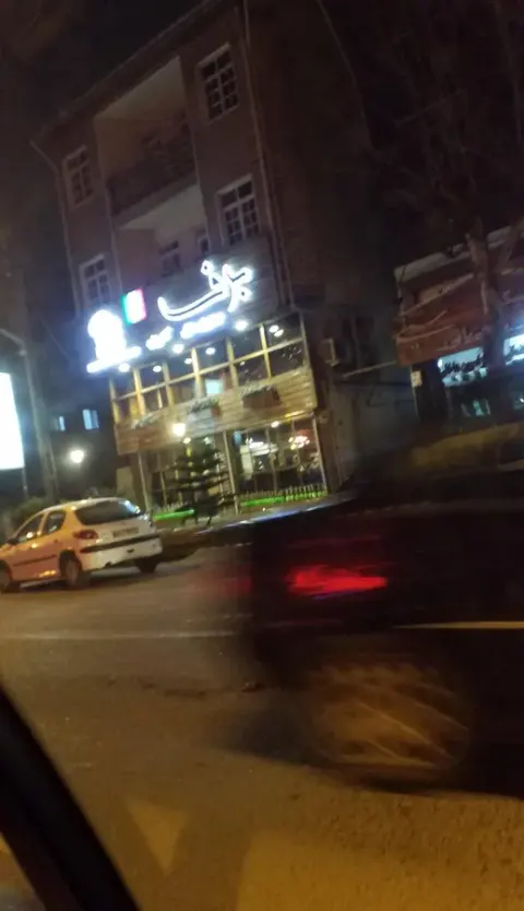 کافی شاپ و فست فود برف