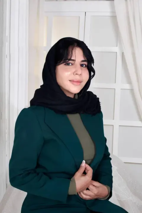 نرگس عبدالله زاده وکیل پایه یک دادگستری