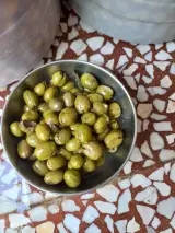 زیتون وروغن زیتون وپرورده خونگی