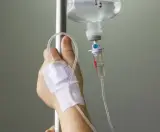 تزریق سرم و آمپول در منزل