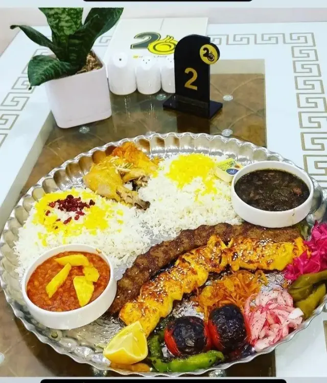 تهیه غذای ۲۰