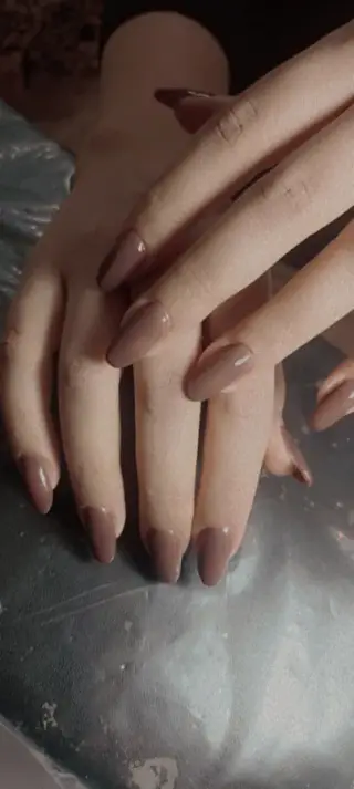 خدمات تخصصی ناخن شادی