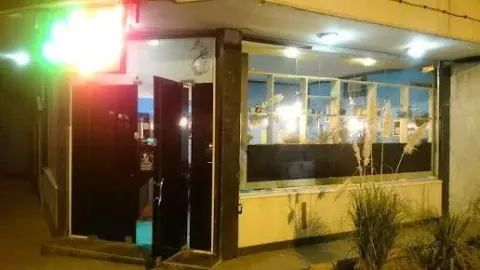 کافه اردیبهشت