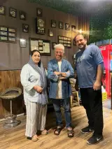 کافه صبحانه هرمو (محسن باختر)