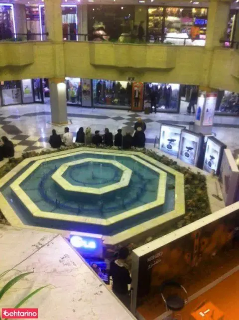 مجتمع تجاری گلستان