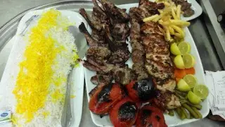 رستوران باغ ایرانی