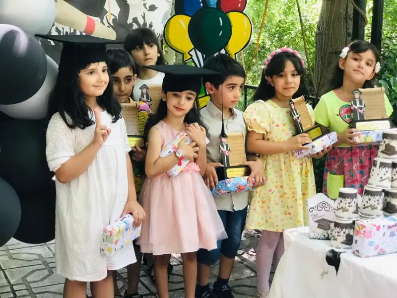 مهد کودک و پیش دبستانی خانه شکوفه ها